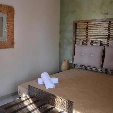 Albatros 3* קסטלוצו