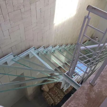 Albatros فندق مبيت وإفطار كاستيلوزو